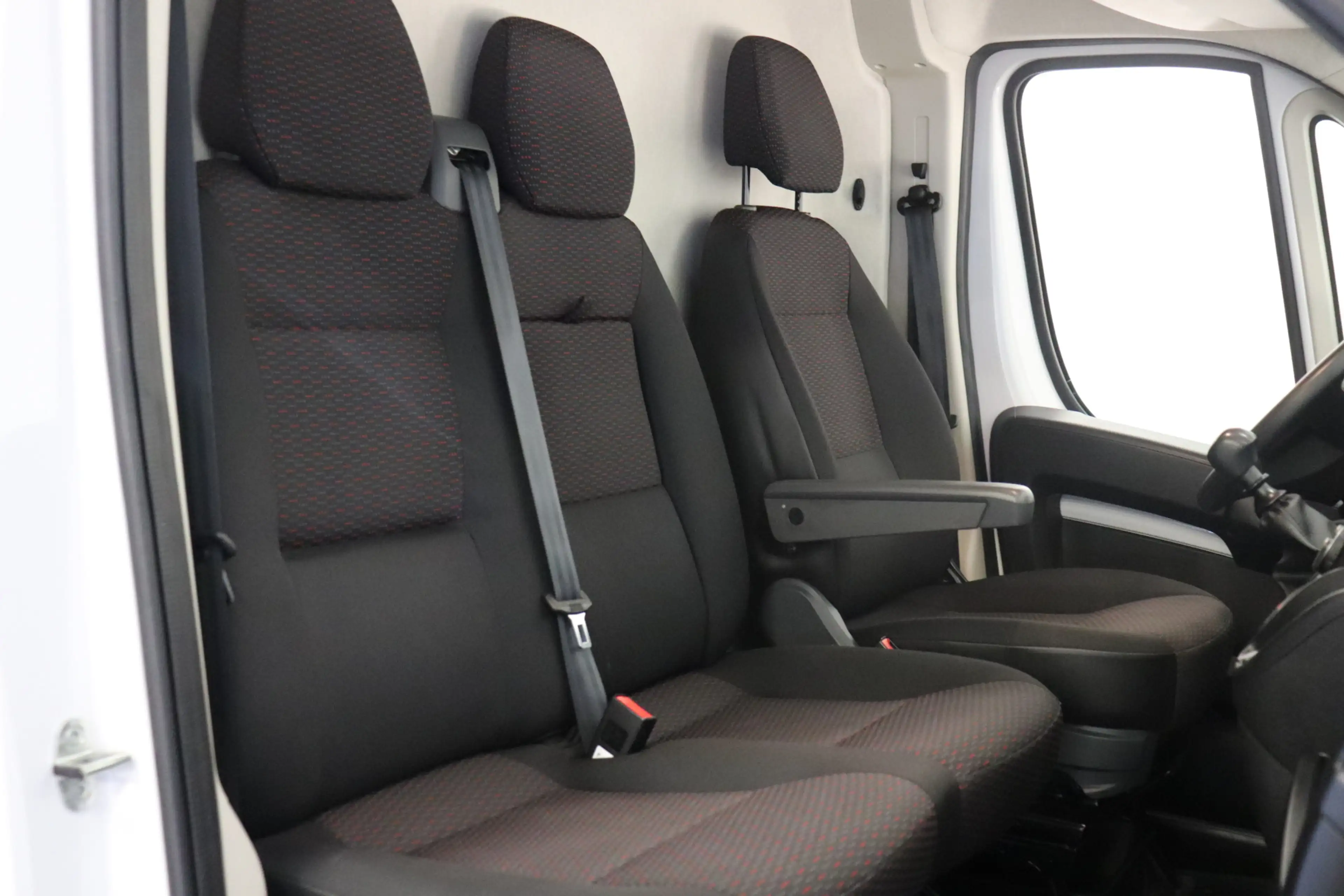 Citroen Jumper 2.2 BlueHDi 120PK L2H2 EURO 6 - Airco - Cruise - P — photo 10