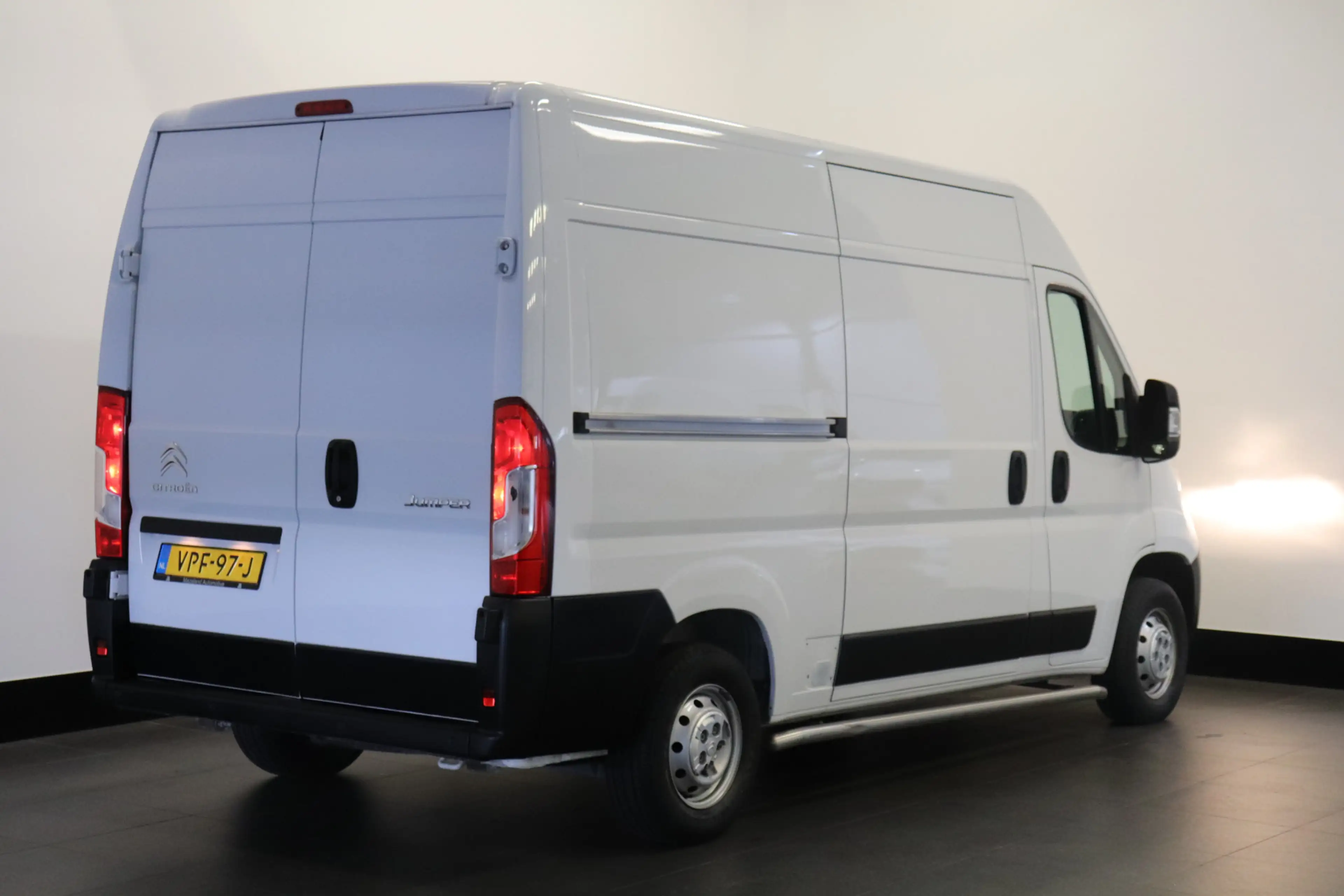 Citroen Jumper 2.2 BlueHDi 120PK L2H2 EURO 6 - Airco - Cruise - P — photo 2