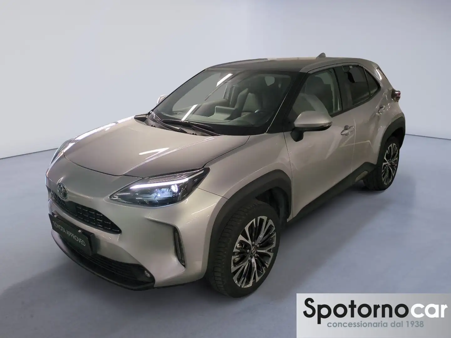 Toyota Yaris Cross Yaris Cross 1.5 Hybrid 5p. E-CVT Lounge - 1