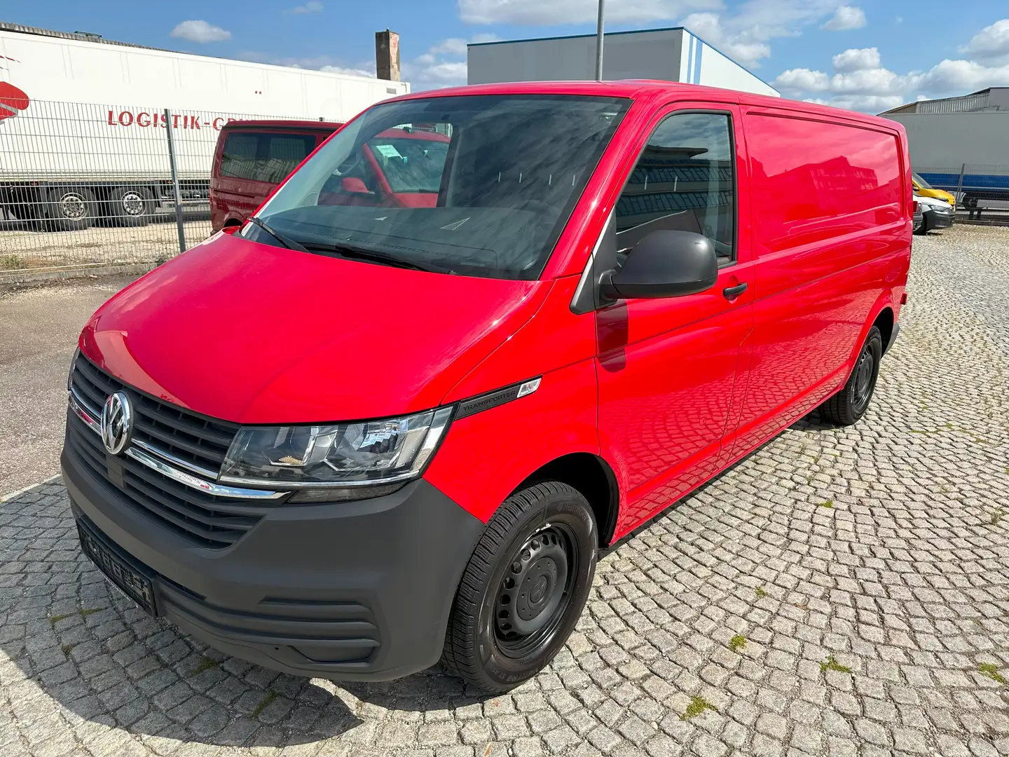 Volkswagen T6 Transporter T 6.1  Transporter 2.0 TDI LANG KLIMA AHK PDC Rot - 1