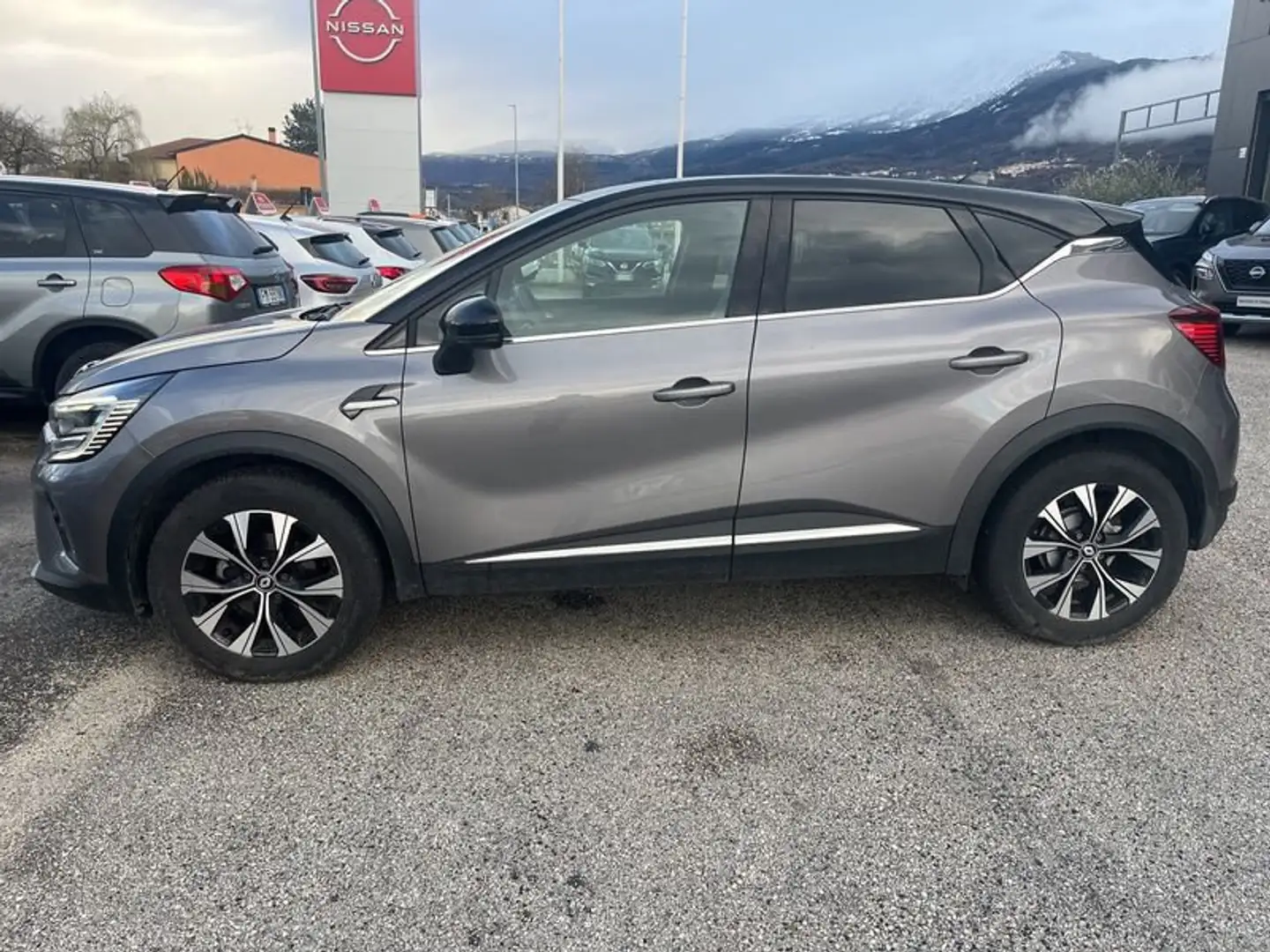 Renault Captur TCe 12V 90 CV Techno - 2