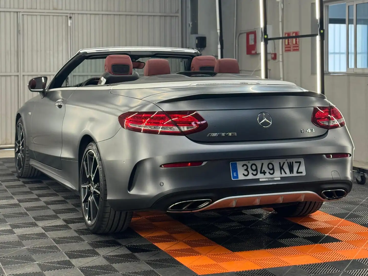 Mercedes-Benz C 43 AMG C Cabrio 43 AMG 4Matic 9G-Tronic AMG Gris - 1