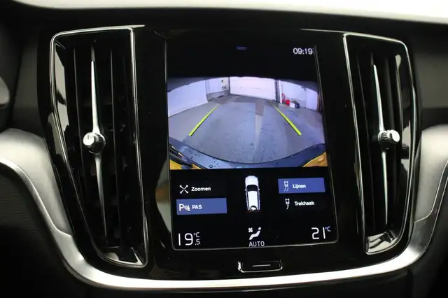 Volvo V60 view 7