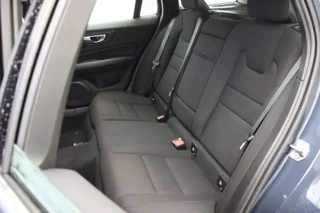 Volvo V60 view 10