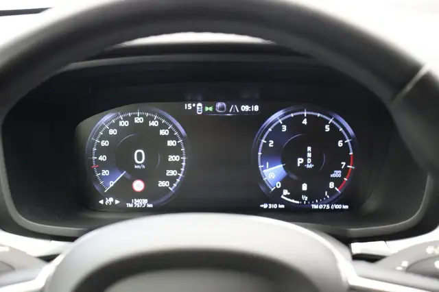Volvo V60 view 5