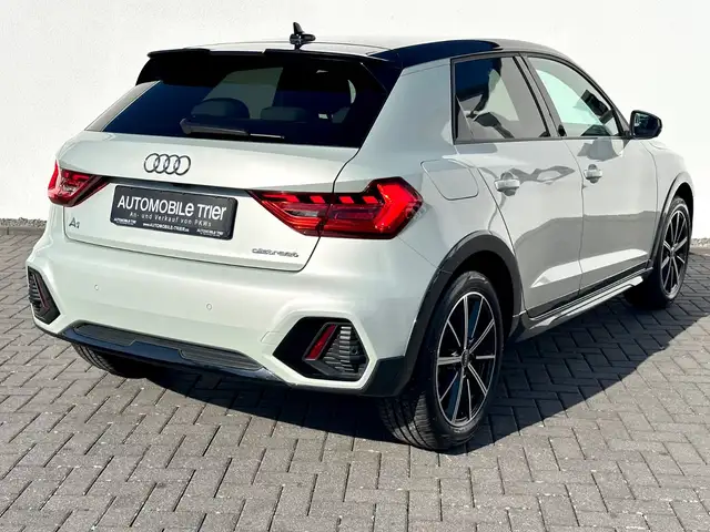 Audi A1 view 6