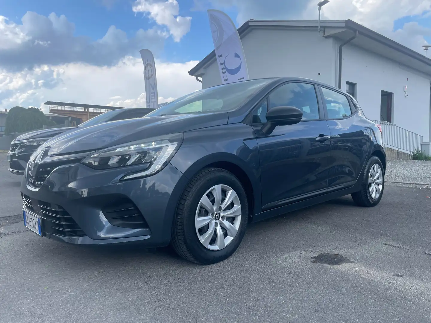 Renault Clio Clio V 2019 1.0 tce Life 90cv my21 Grigio - 1