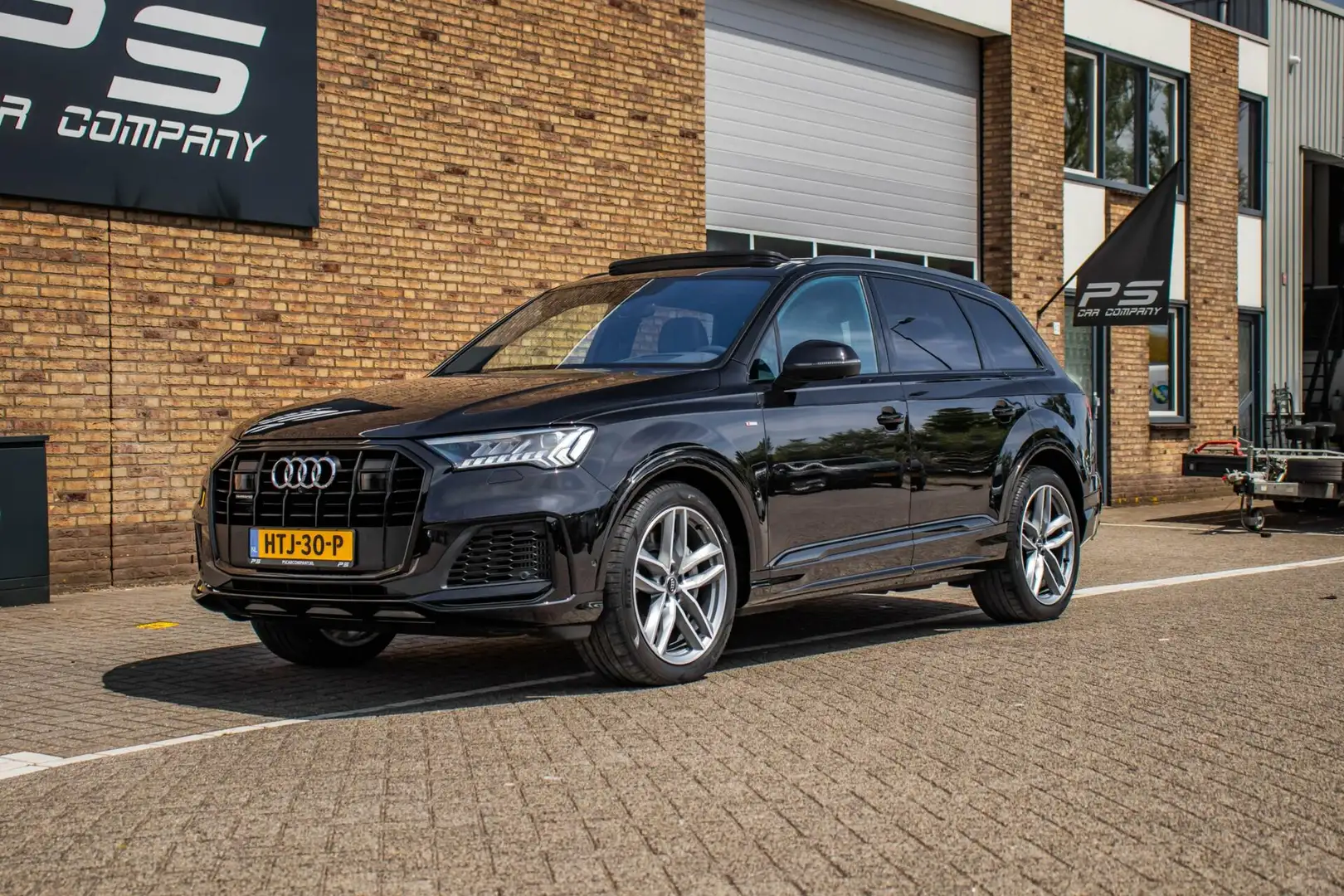 Audi Q7 55 TFSI e quattro Pro Line Plus,S-line, BTW,Pano Zwart - 2