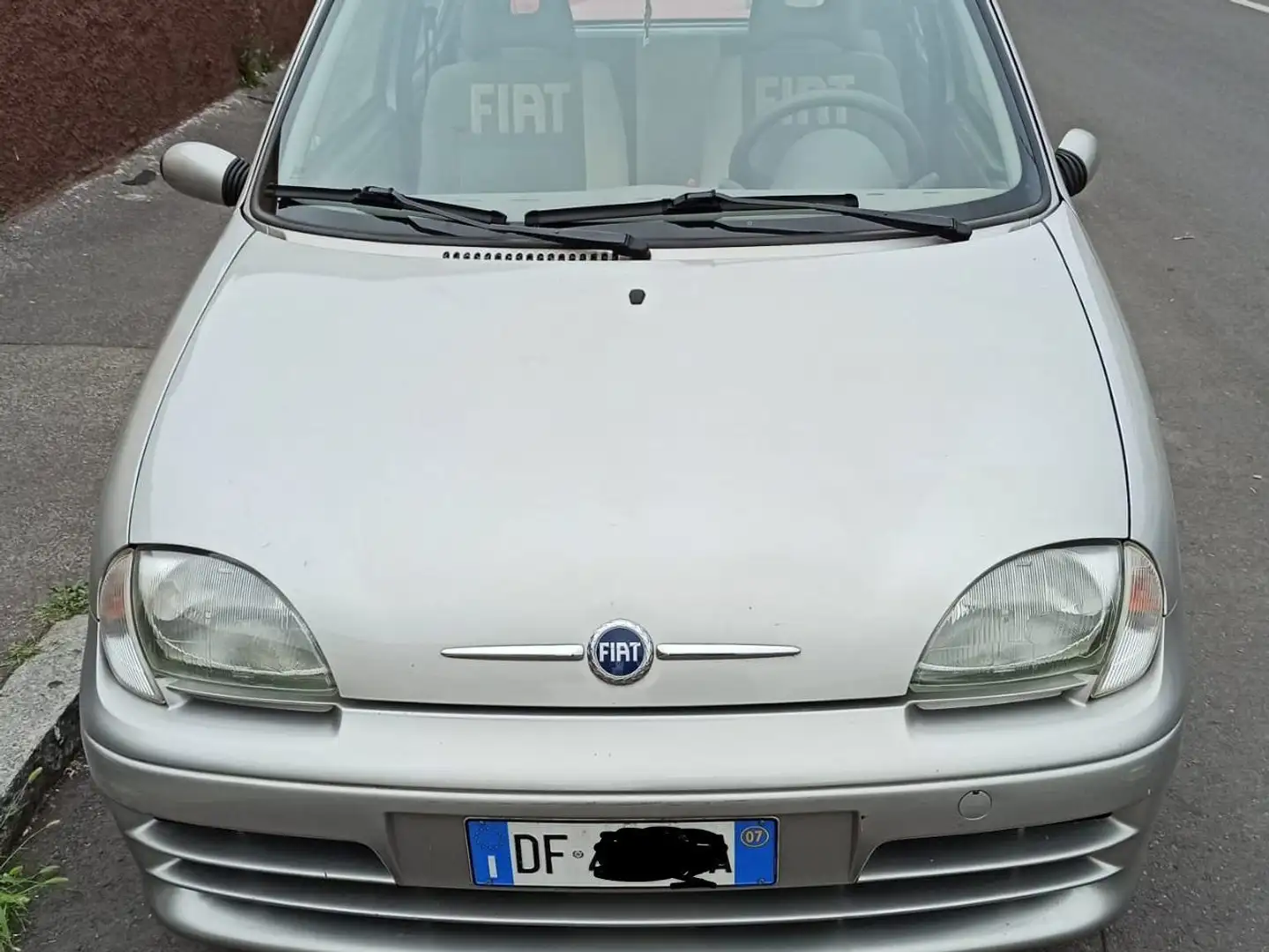 Fiat 600 600 1.1 Active (class) Silver - 1