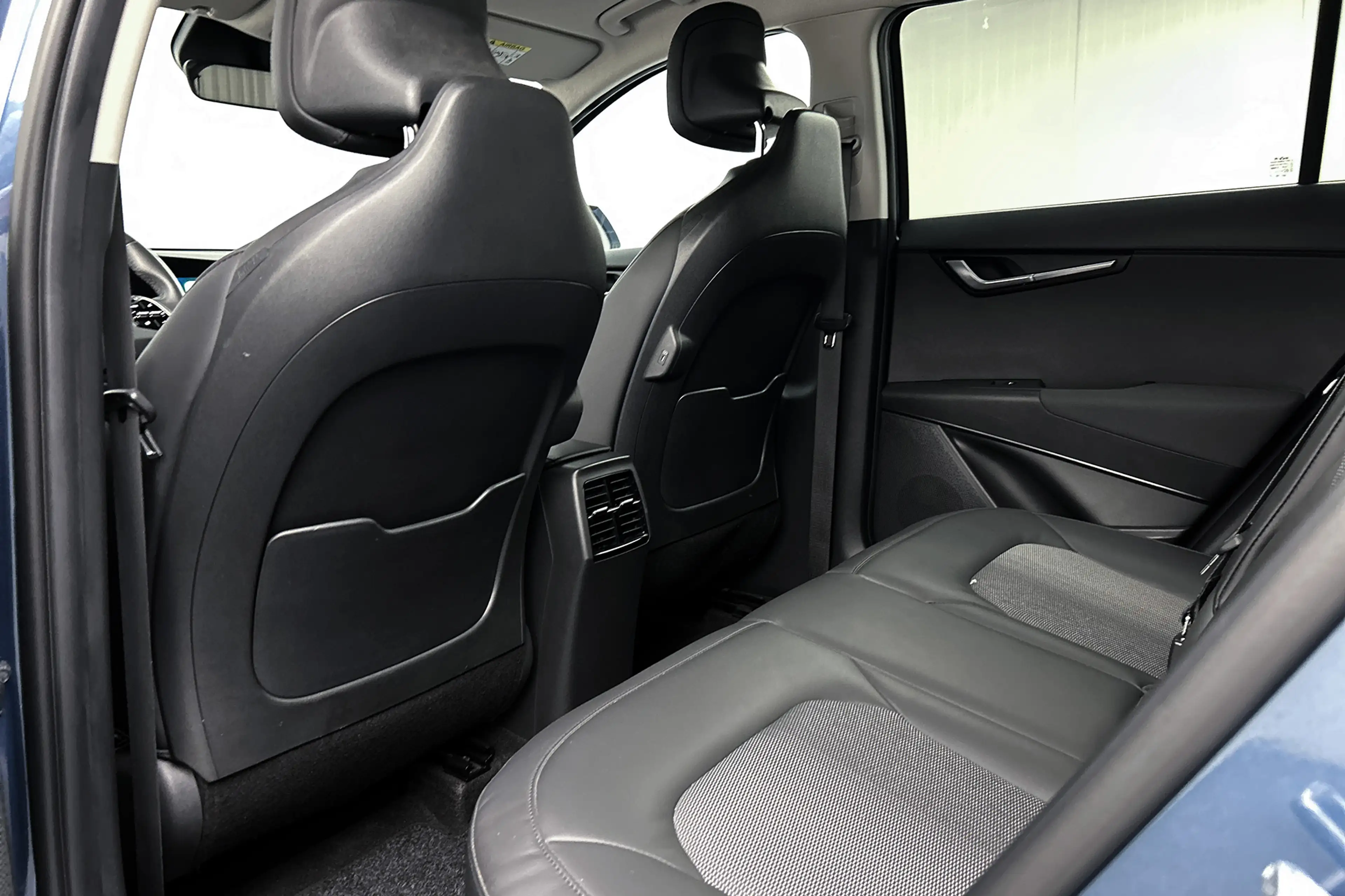Kia Niro 1.6 GDi Hybrid DynamicLine | Half lederen bekledin — photo 13