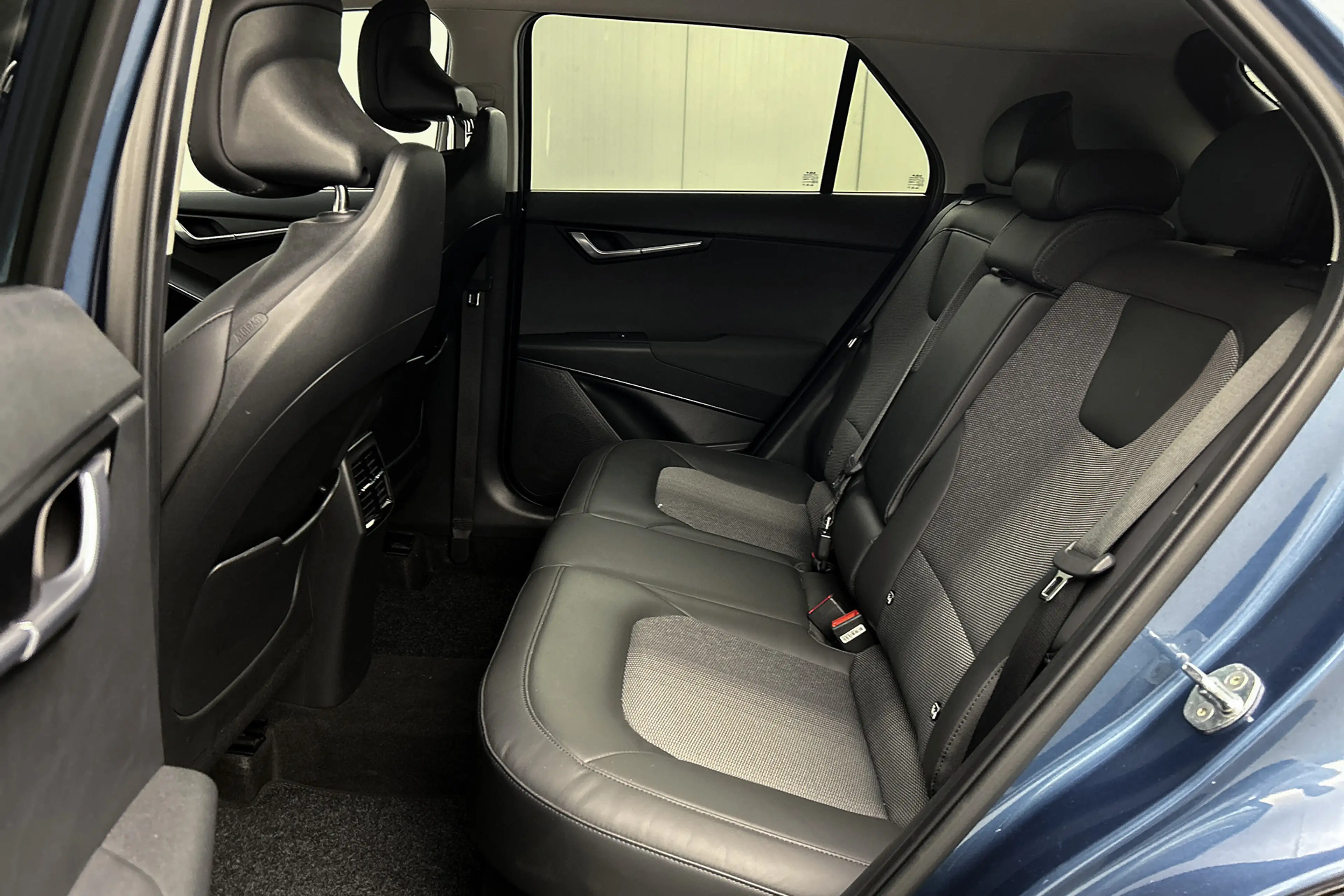 Kia Niro 1.6 GDi Hybrid DynamicLine | Half lederen bekledin — photo 25