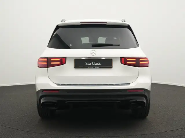 Mercedes-Benz GLB Class view 4