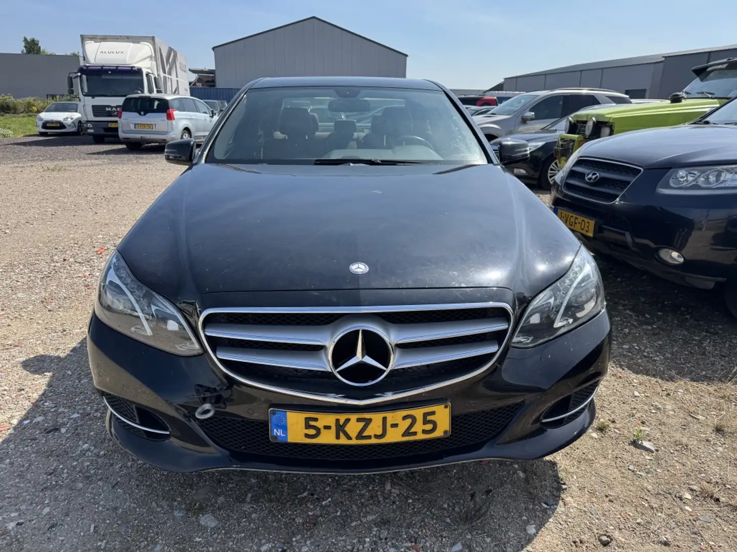 Mercedes-Benz E 200 E200 CDI Sedan Avantgarde 2013 Zwart EX BPM Zwart - 2