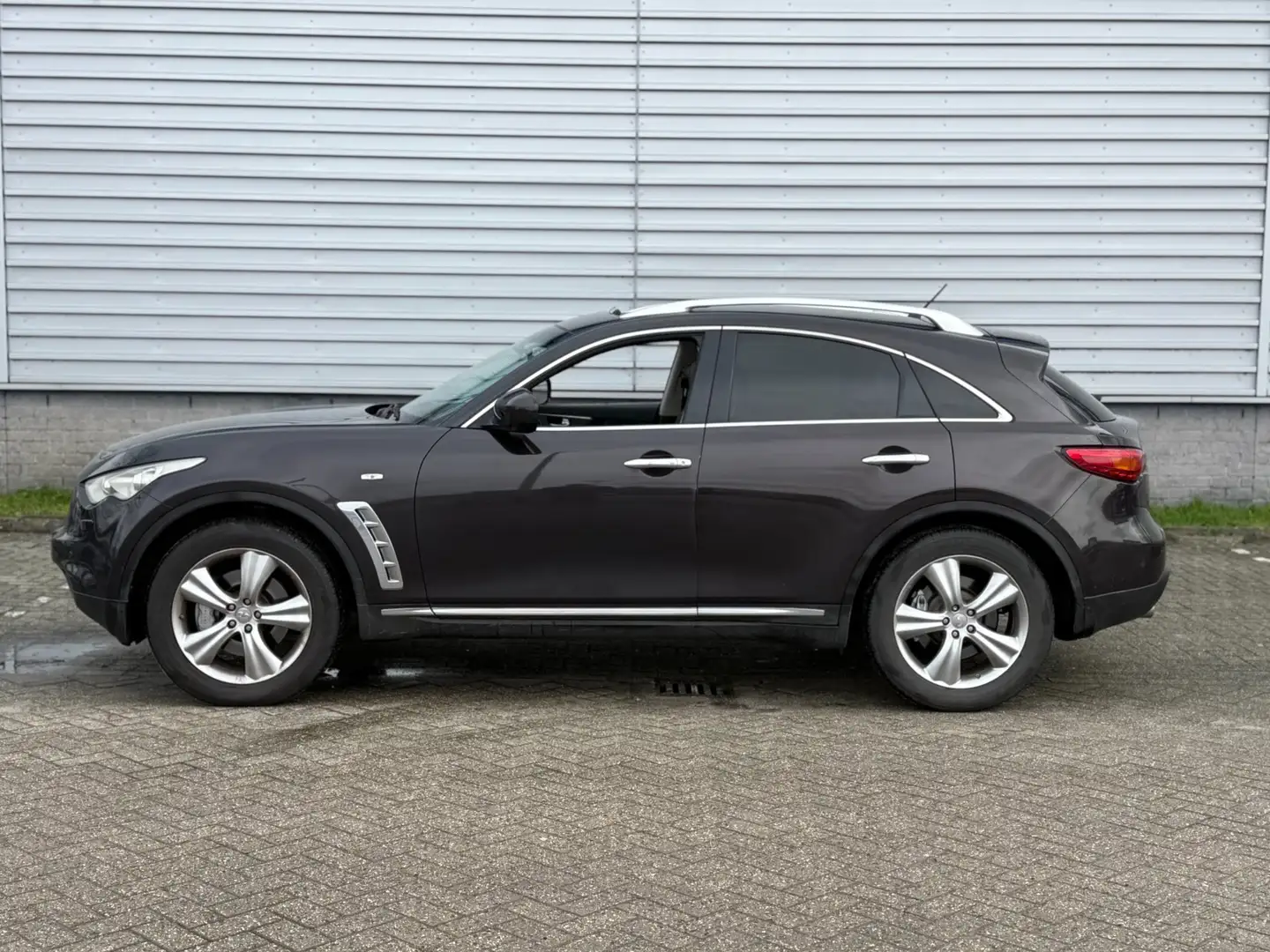 Infiniti FX 37 GT (GOED ONDERHOUDEN) Braun - 2