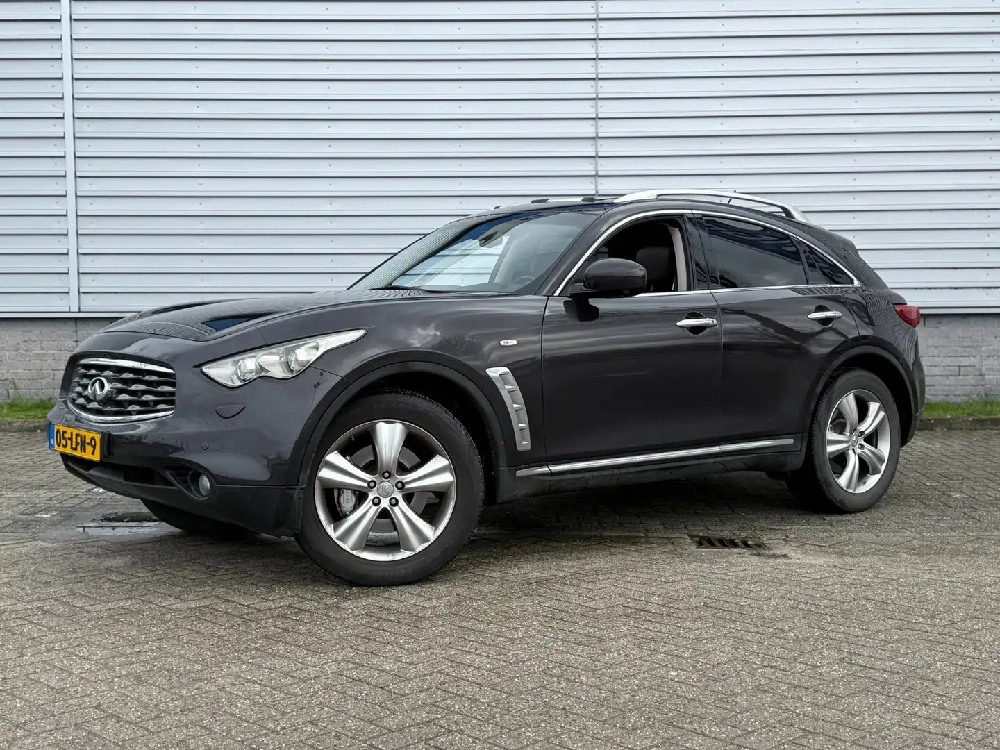 Infiniti FX 37 GT (GOED ONDERHOUDEN) Braun - 1