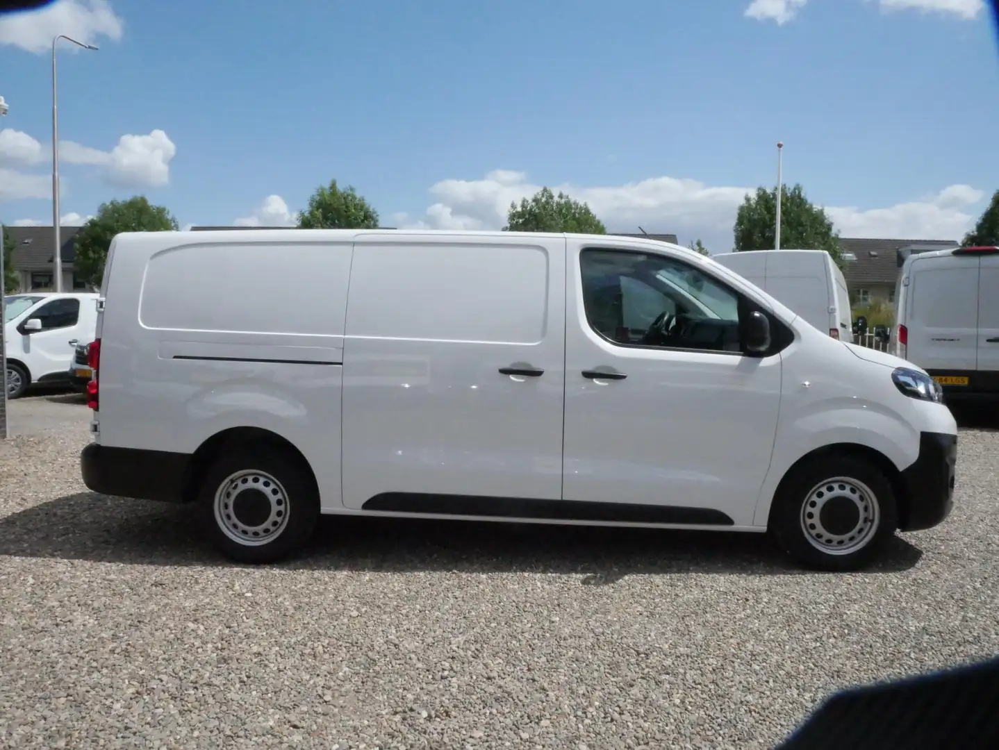Opel Vivaro 2.0-D 145PK, L3, Airco Wit - 2