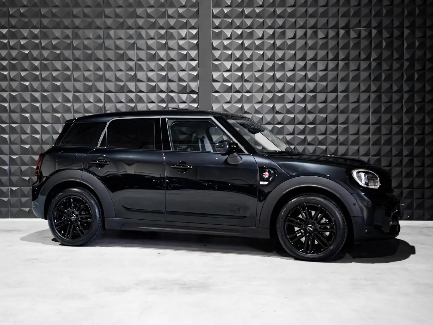 MINI Cooper SE Countryman 2.0 ALL4 |Pano | HUD | Ad.Li.| H/K | Memo | ACC | Schwarz - 2