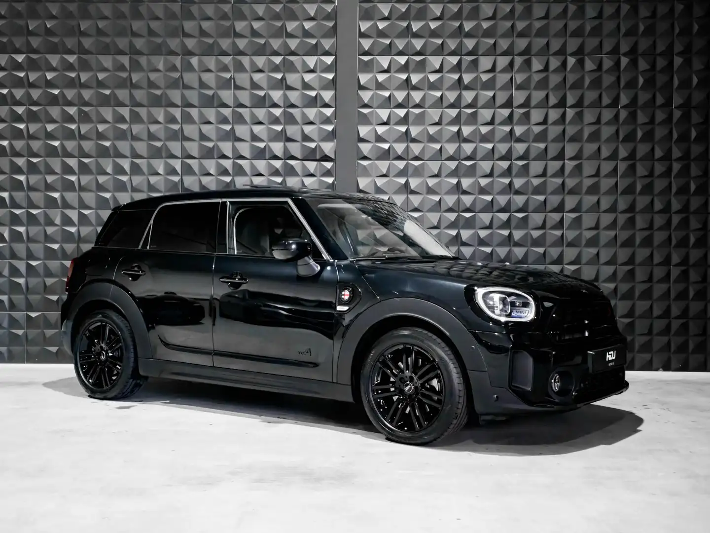 MINI Cooper SE Countryman 2.0 ALL4 |Pano | HUD | Ad.Li.| H/K | Memo | ACC | Schwarz - 1