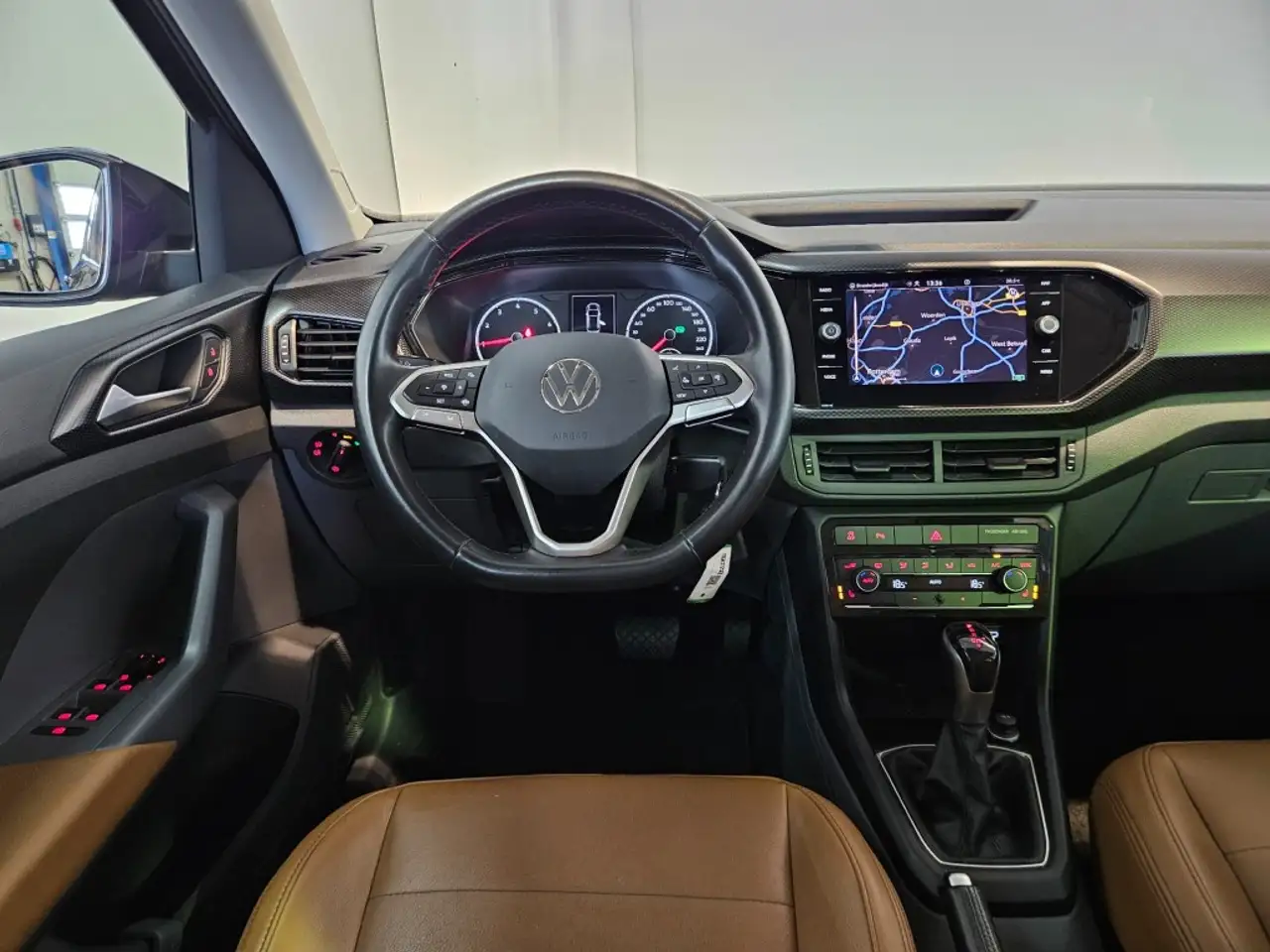 Volkswagen T-Cross 1.0 TSI Life Business / Leder / Automaat / NL Auto, миниатюра 26
