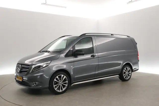 Mercedes-Benz Vito view 8