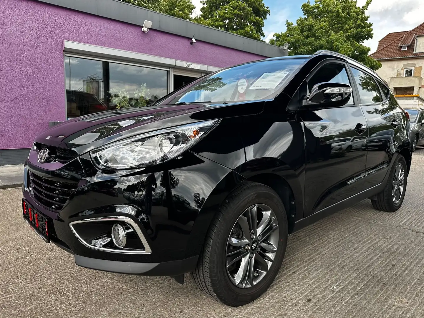 Hyundai iX35 5 Star Edition 2WD "1 Hand"AHK"HU/AU Neu" Zwart - 1