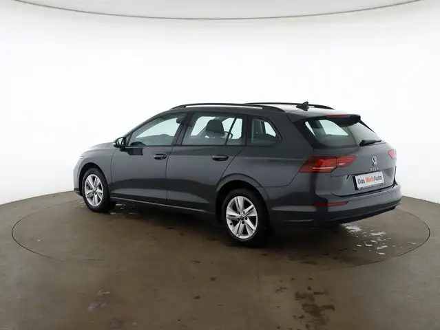 Volkswagen Golf view 5