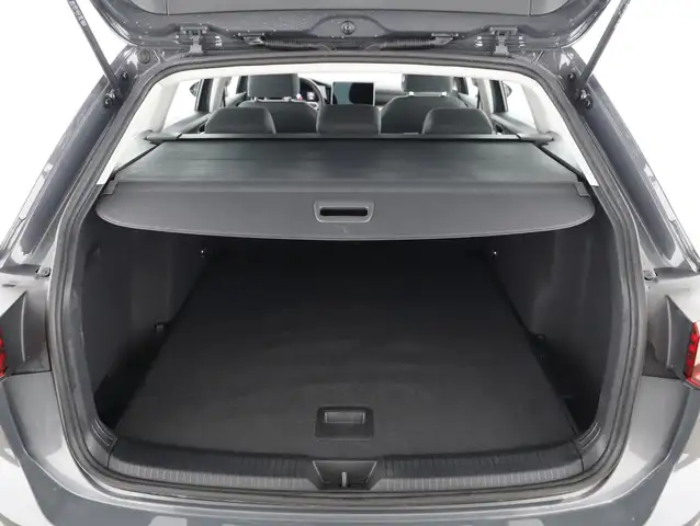 Volkswagen Golf view 7