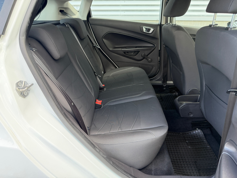 Ford Fiesta 1.0 Style 5 deurs [ navi,audio,airco ] — photo 13