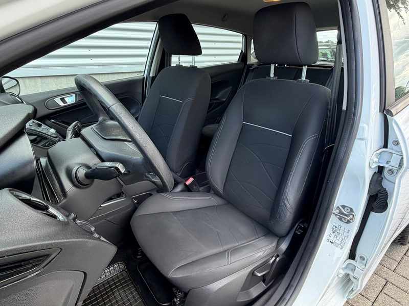 Ford Fiesta 1.0 Style 5 deurs [ navi,audio,airco ] — photo 8