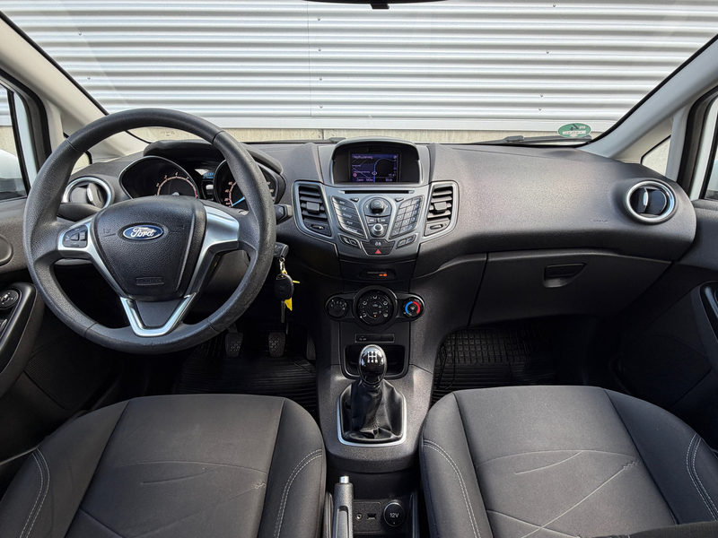 Ford Fiesta 1.0 Style 5 deurs [ navi,audio,airco ] — photo 36