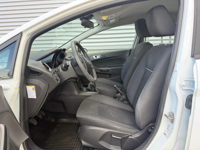 Ford Fiesta 1.0 Style 5 deurs [ navi,audio,airco ] — photo 7