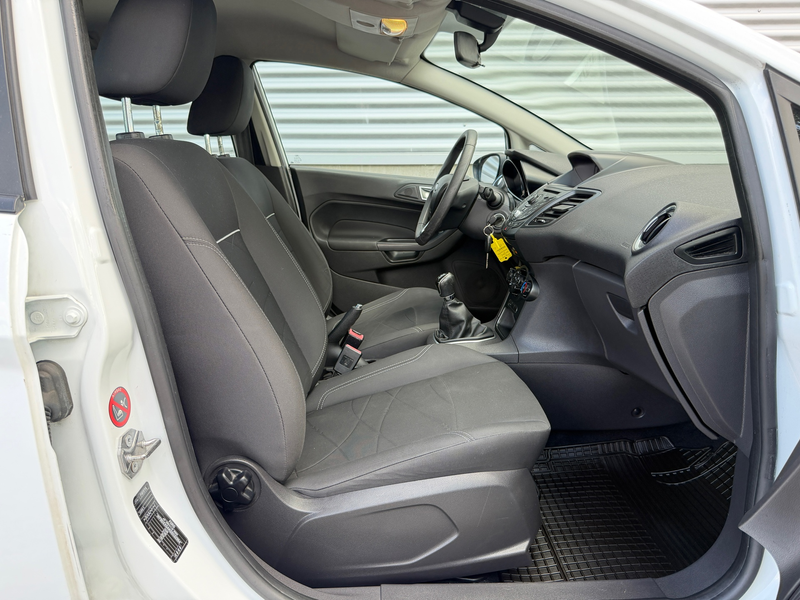 Ford Fiesta 1.0 Style 5 deurs [ navi,audio,airco ] — photo 11