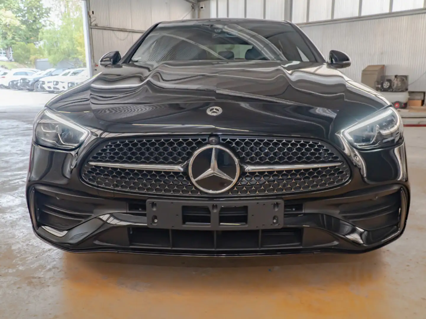 Mercedes-Benz C 200 AMG-Sport/360/Pano/Night/Sitzklima/Distr Noir - 2