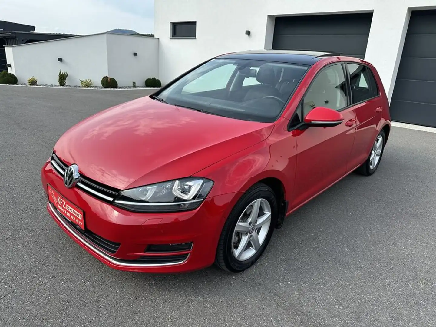 Volkswagen Golf Sky 4Motion BlueMotion Tech. Rouge - 1