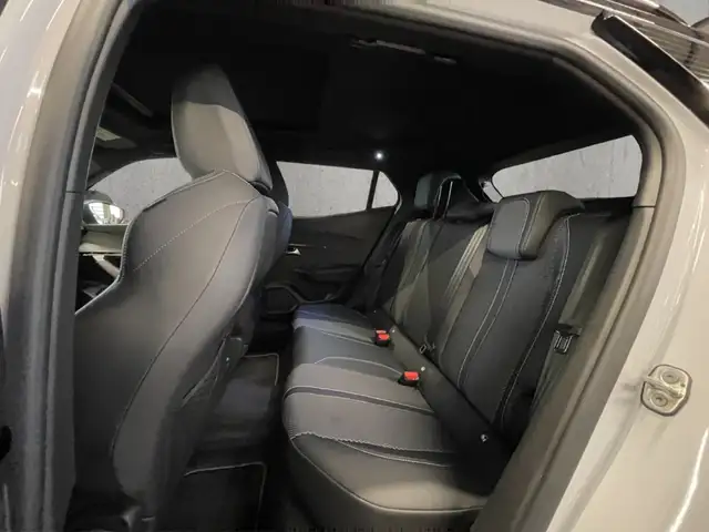 Peugeot 2008 view 8