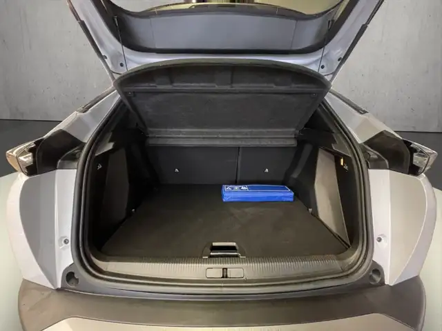 Peugeot 2008 view 7