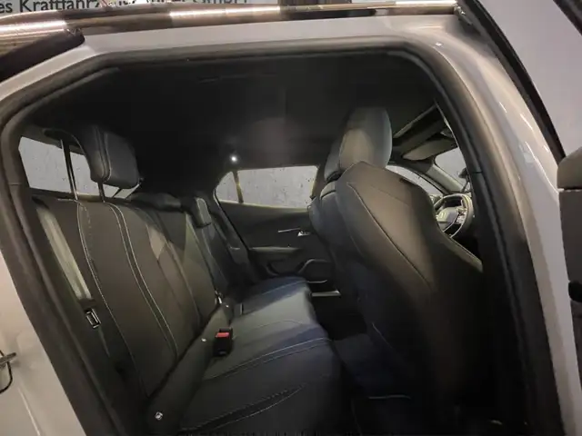 Peugeot 2008 view 14