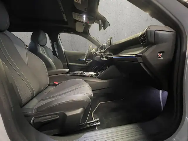 Peugeot 2008 view 13