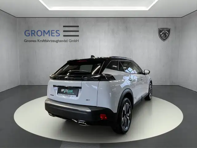 Peugeot 2008 view 3