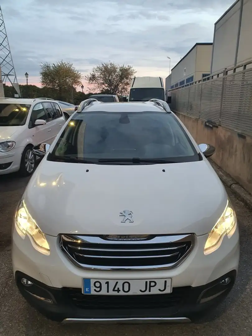 Peugeot 2008 Allure 1.2 PureTech 81KW (110CV) S&S Blanco - 1