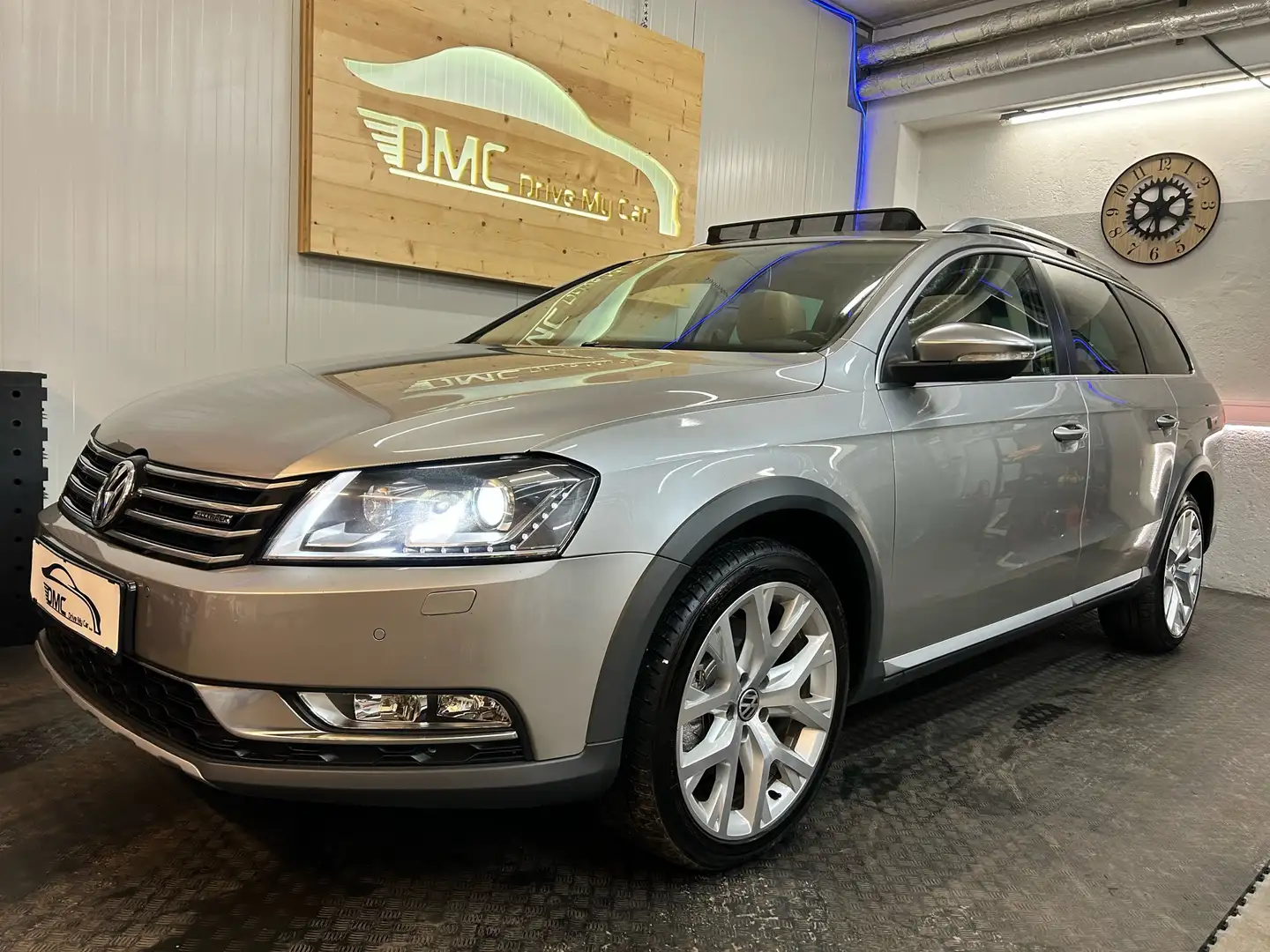Volkswagen Passat Alltrack BMT Sky 2,0 TDI DPF 4Motion DSG Grau - 1