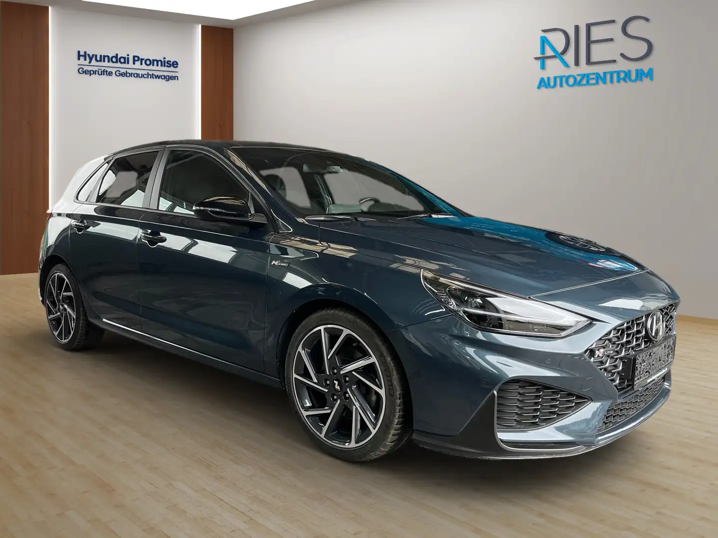 Hyundai i30 1.5 T-GDI N Line *Navi*KlimaA*Pano*LED*Leder Bleu - 2