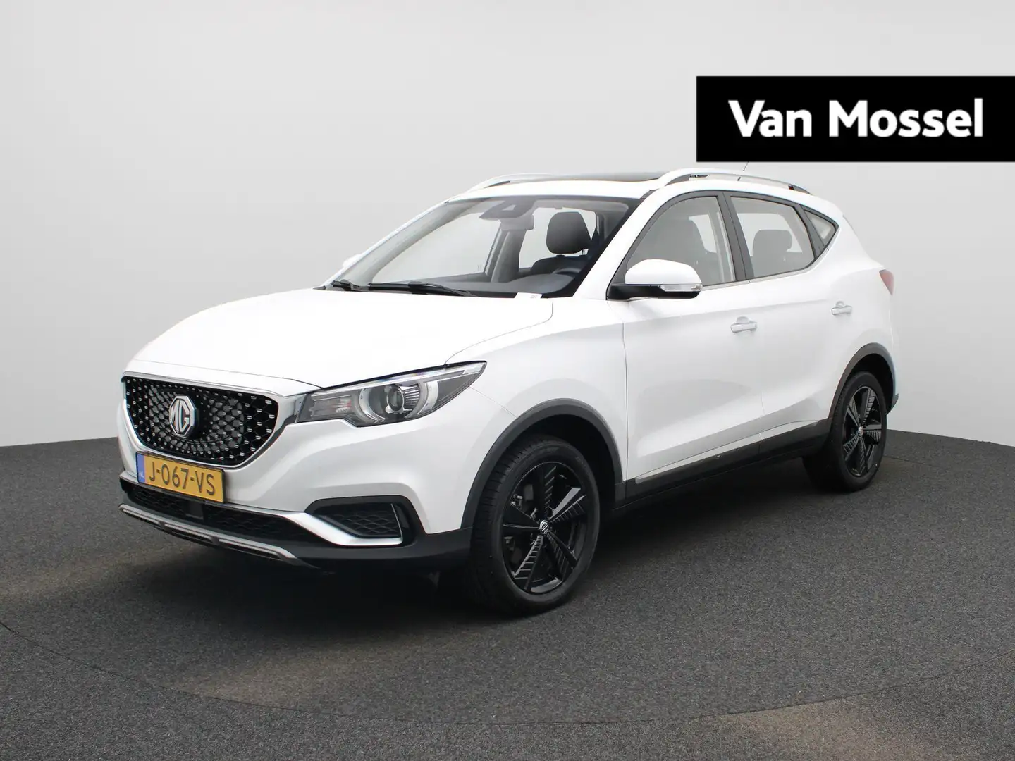 MG ZS EV Luxury 45 kWh | Automaat | Panoramadak | Leder Wit - 1