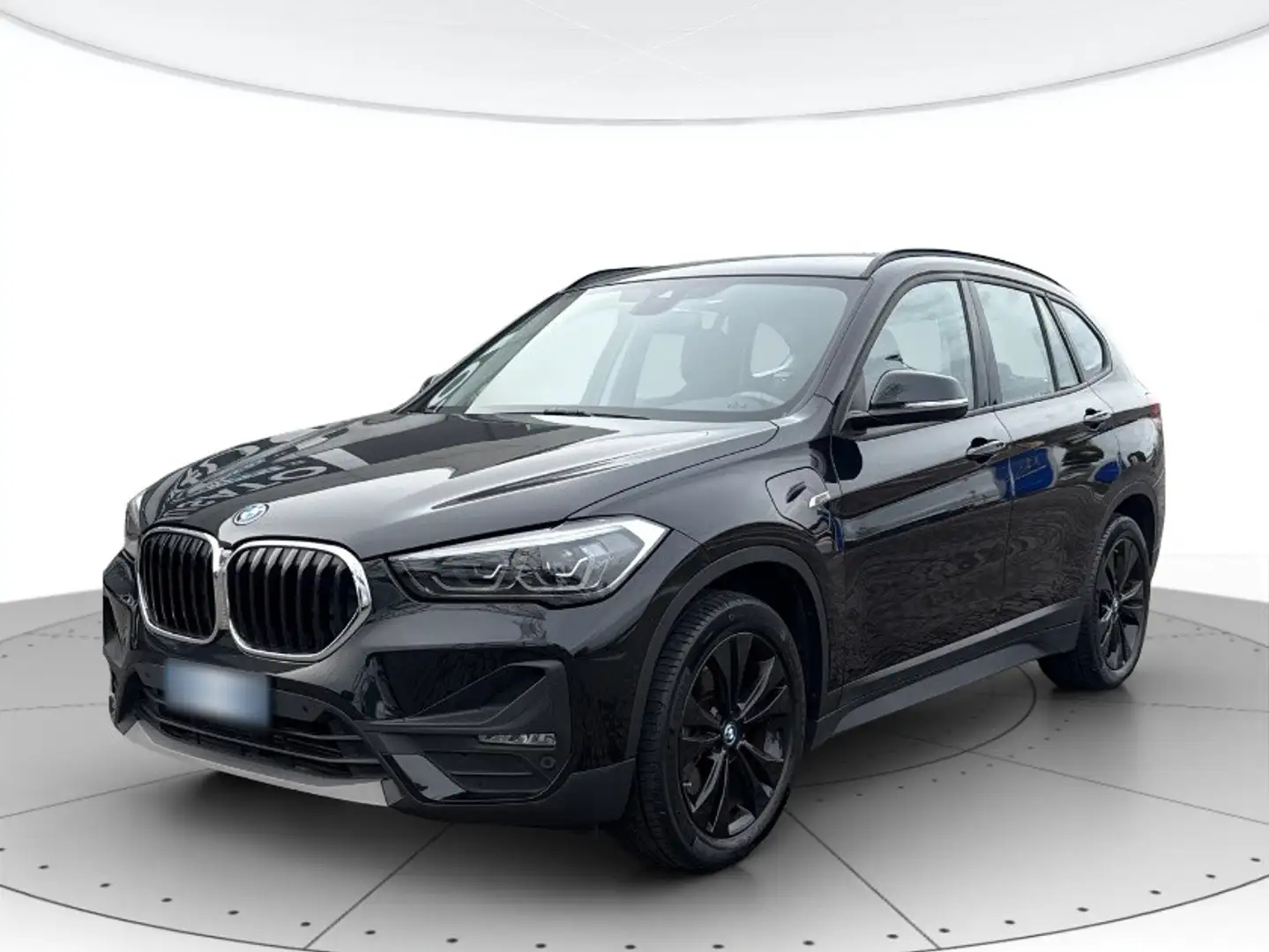 BMW X1 xdrive25e Business Advantage auto Zwart - 1