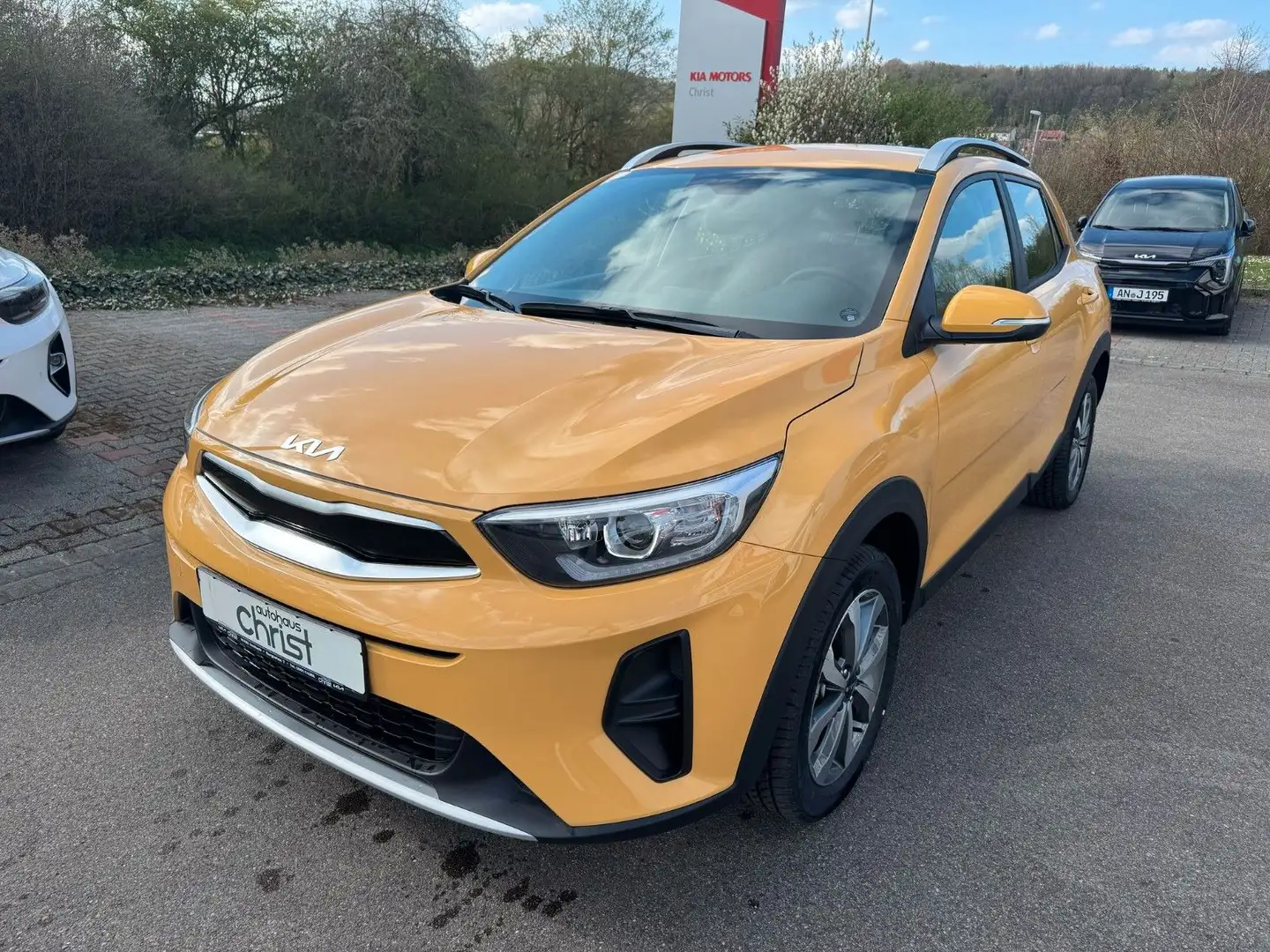 Kia Stonic 1.2 Vision*Navi*Kamera*Sitzheizung*MJ2025 Jaune - 2