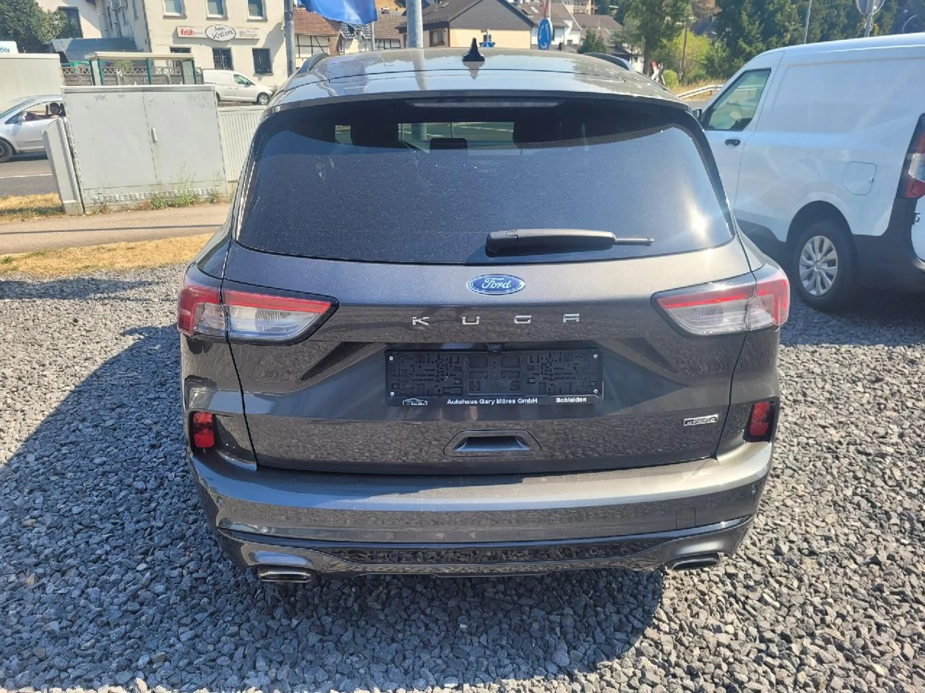 Ford Kuga Plug-In Hybrid ST-Line X — photo 11