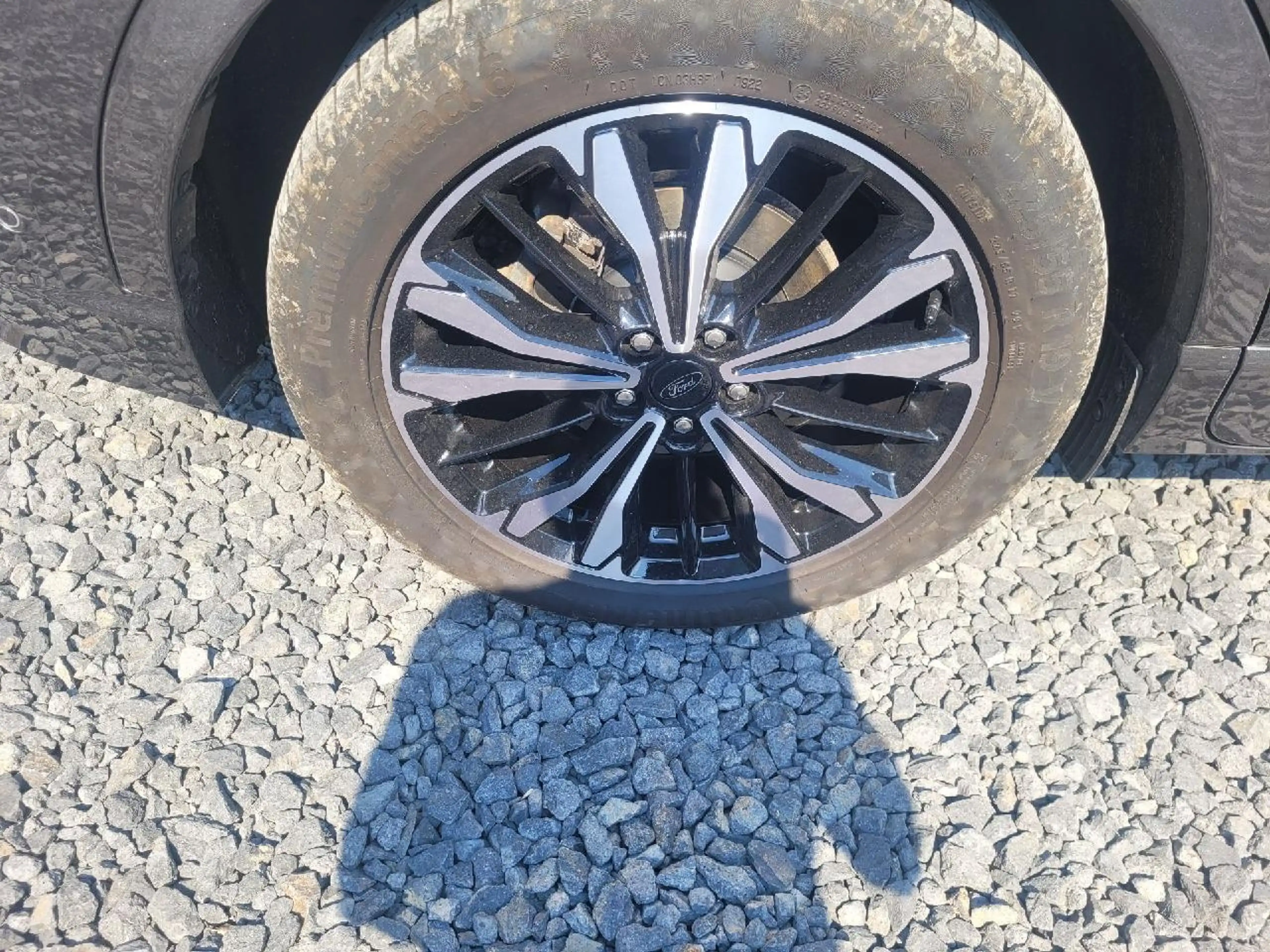 Ford Kuga Plug-In Hybrid ST-Line X — photo 4