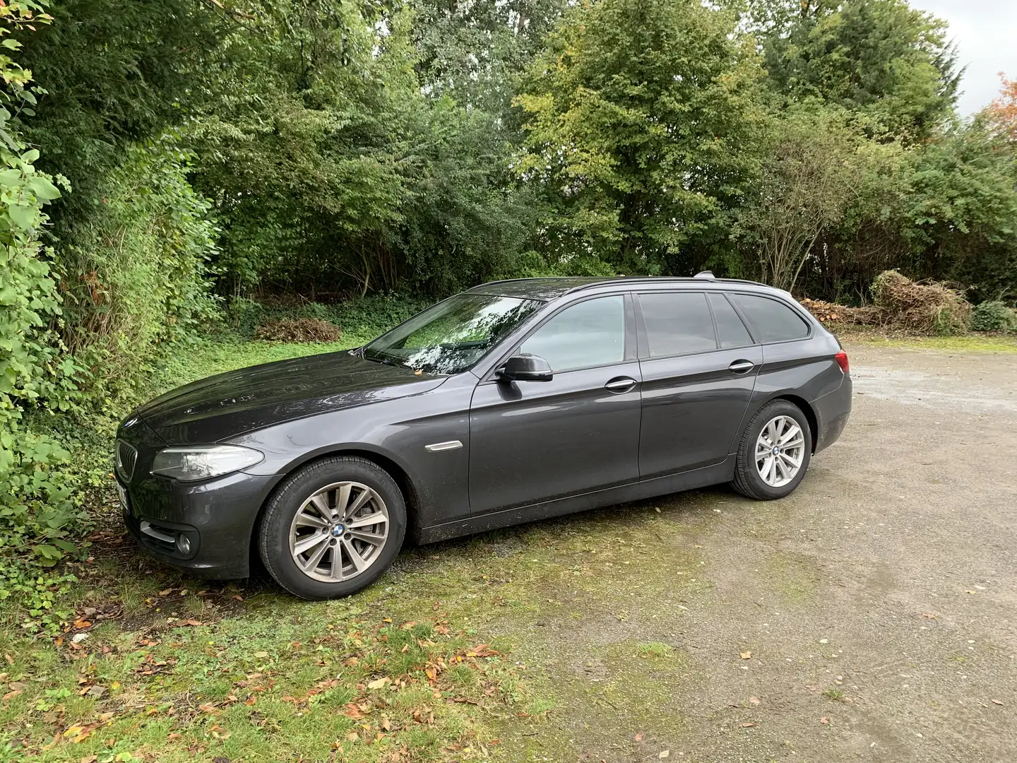 BMW 525 525d Touring Aut. Luxury Line - 1