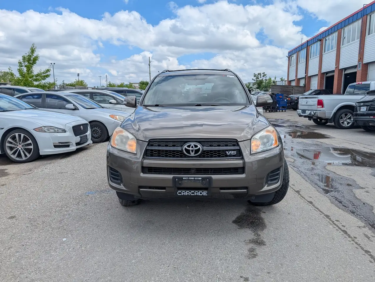 Toyota RAV 4 снимка Toyota RAV 4