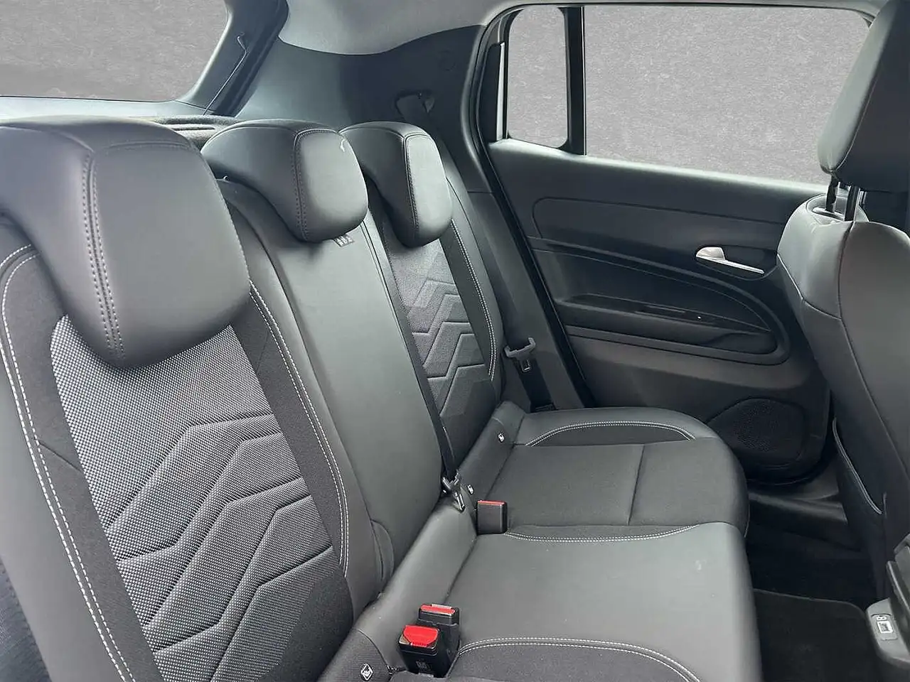 Jeep Avenger Altitude 54 kWh 8